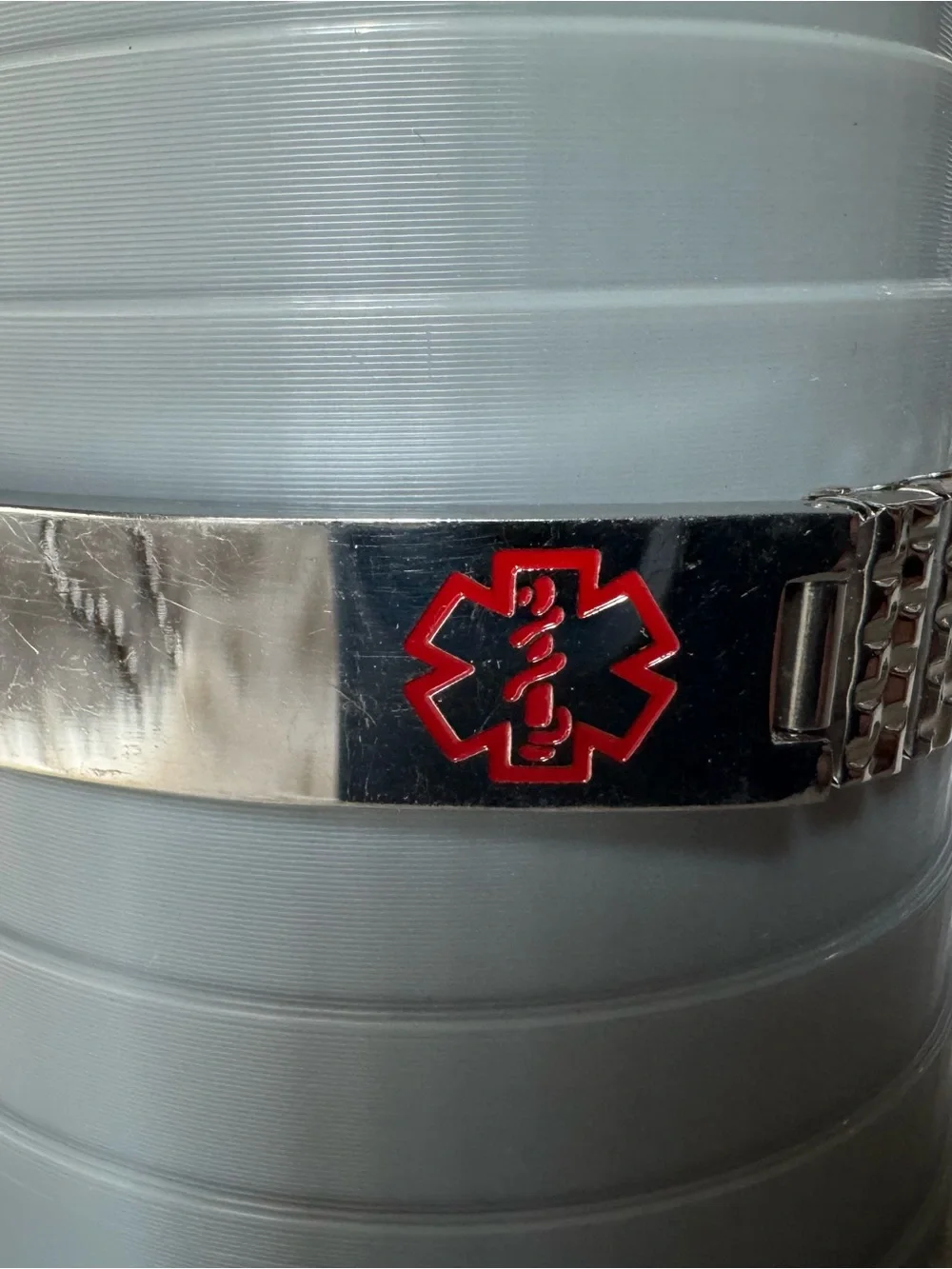 Unbranded Silver Medical ID Stretch Bracelet with Red Alert Symbol